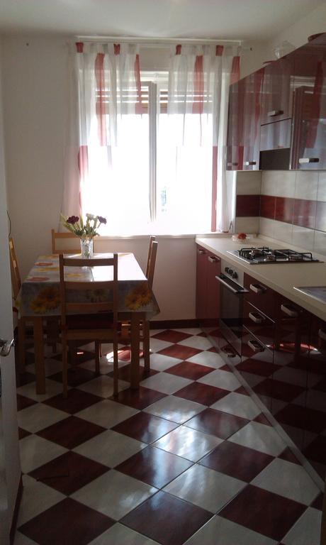 Apartment Perisa 洛夫兰 外观 照片